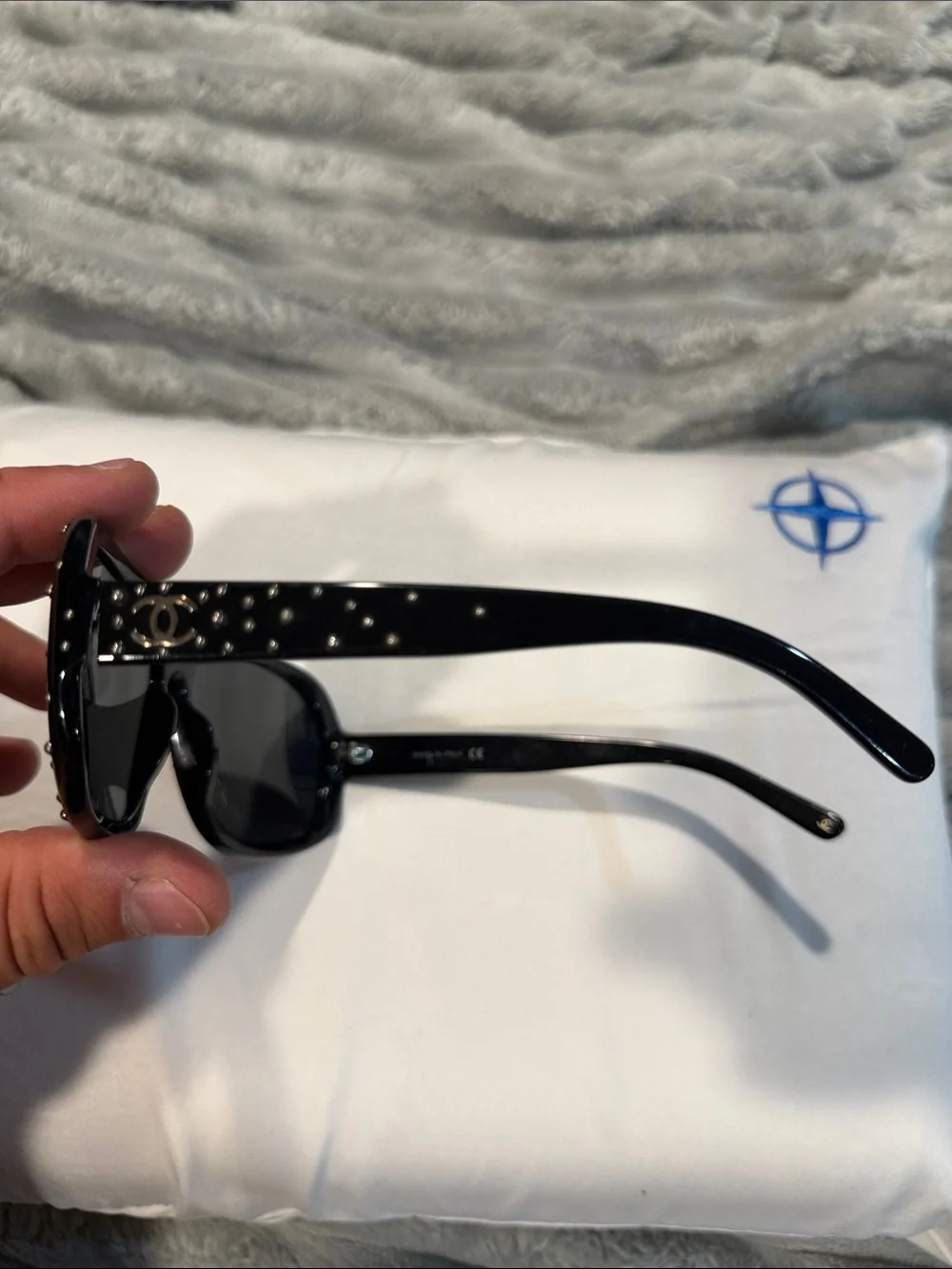 Pre owned-Vintage Chanel Studded Shield/Aviator Sunglasses